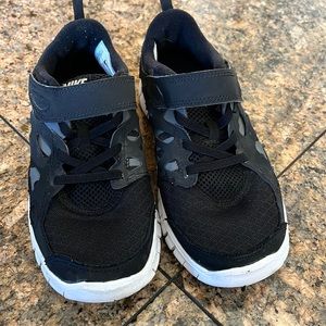 Boys Nike Sneakers